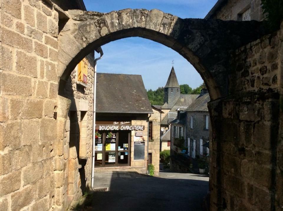 L'Ancienne Maison Bed and Breakfast Treignac Exterior foto